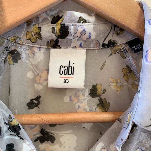 Cabi Matinee Tops Semi Sheer Floral Button Down XS - Picture 3 of 6